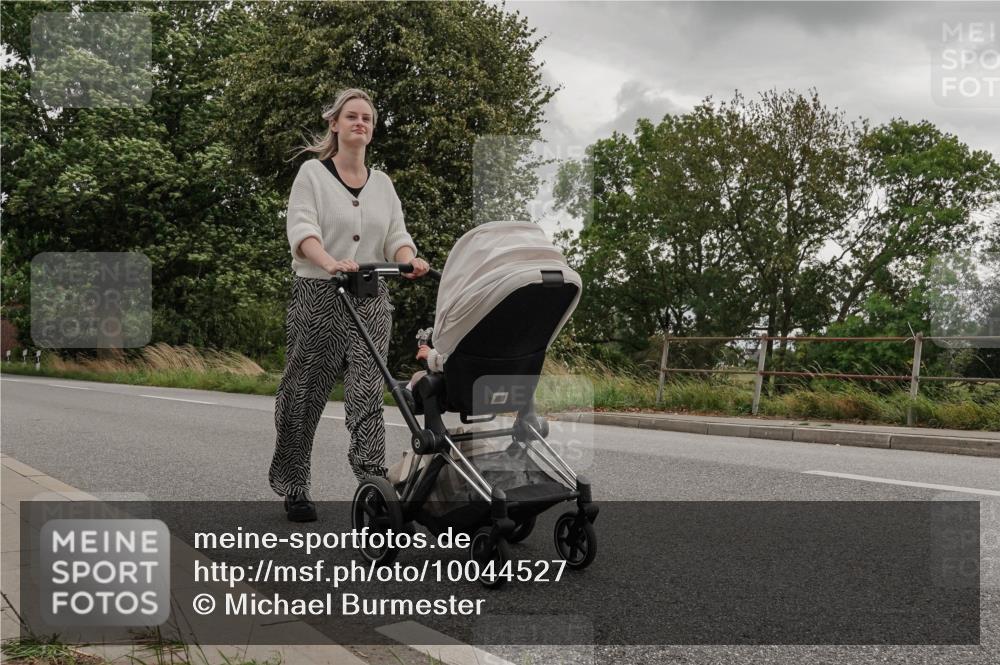 30.08.2026 - Elbe Triathlon Hamburg Michael Burmester http://msf.ph/oto/10044527 30.08.2026 15:06:12 Radfahren  meine-sportfotos.de