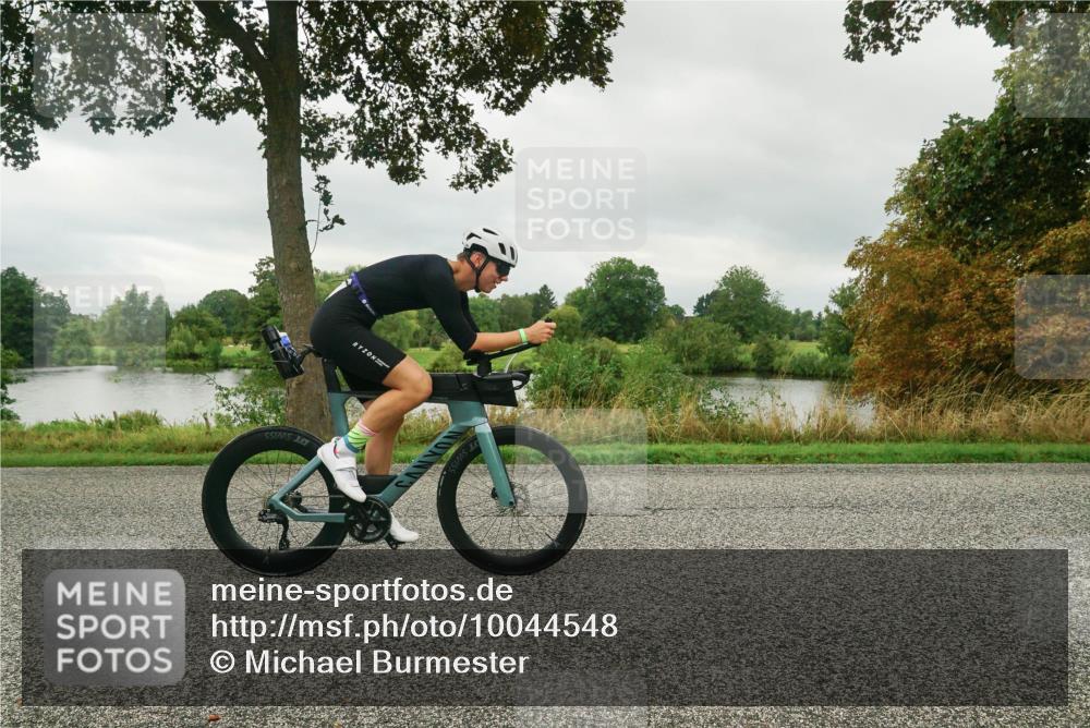 30.08.2026 - Elbe Triathlon Hamburg Michael Burmester http://msf.ph/oto/10044548 30.08.2026 09:12:46 Radfahren 202, 222, 271, 481 meine-sportfotos.de