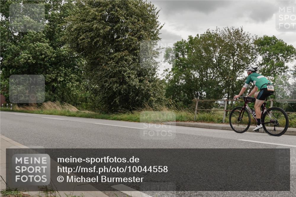 30.08.2026 - Elbe Triathlon Hamburg Michael Burmester http://msf.ph/oto/10044558 30.08.2026 15:06:35 Radfahren  meine-sportfotos.de
