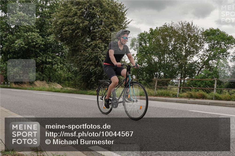 30.08.2026 - Elbe Triathlon Hamburg Michael Burmester http://msf.ph/oto/10044567 30.08.2026 15:06:39 Radfahren  meine-sportfotos.de