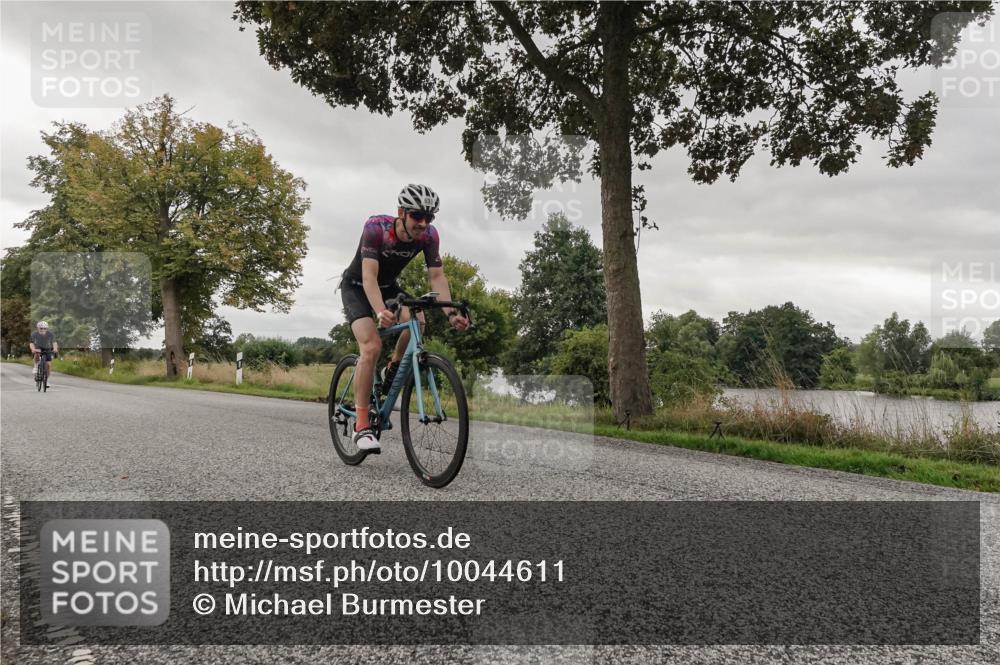 30.08.2026 - Elbe Triathlon Hamburg Michael Burmester http://msf.ph/oto/10044611 30.08.2026 09:24:28 Radfahren 221, 232, 252, 557, 560, 603, 633 meine-sportfotos.de