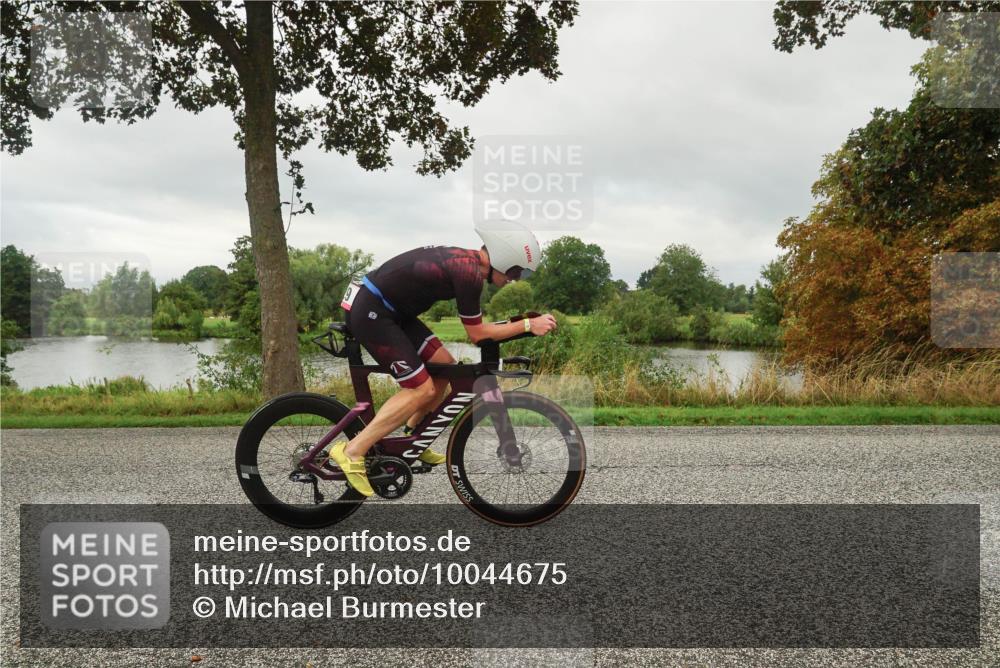 30.08.2026 - Elbe Triathlon Hamburg Michael Burmester http://msf.ph/oto/10044675 30.08.2026 09:13:21 Radfahren 229, 238, 245, 248, 318, 346, 385, 689 meine-sportfotos.de