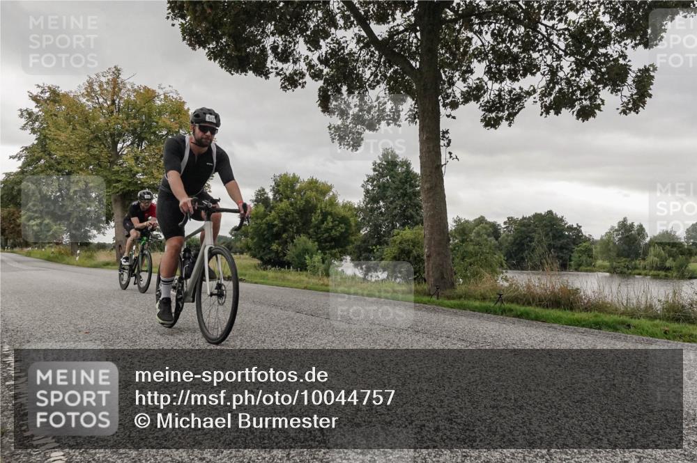 30.08.2026 - Elbe Triathlon Hamburg Michael Burmester http://msf.ph/oto/10044757 30.08.2026 09:25:01 Radfahren 230, 491, 571, 663, 668 meine-sportfotos.de