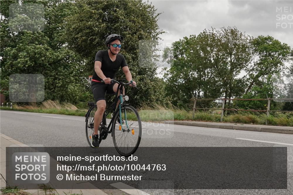 30.08.2026 - Elbe Triathlon Hamburg Michael Burmester http://msf.ph/oto/10044763 30.08.2026 15:13:01 Radfahren  meine-sportfotos.de