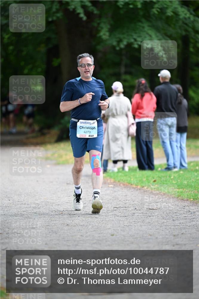 30.08.2026 - Blankeneser Heldenlauf Dr. Thomas Lammeyer http://msf.ph/oto/10044787 30.08.2026 11:21:36 Laufen 4273, 51 meine-sportfotos.de