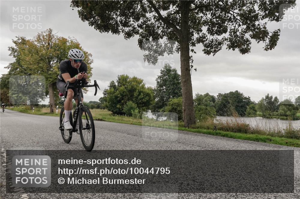 30.08.2026 - Elbe Triathlon Hamburg Michael Burmester http://msf.ph/oto/10044795 30.08.2026 09:25:14 Radfahren 223, 270, 397, 399, 732 meine-sportfotos.de