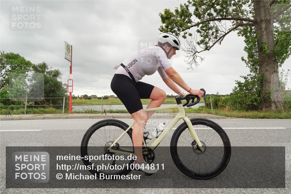 30.08.2026 - Elbe Triathlon Hamburg Michael Burmester http://msf.ph/oto/10044811 30.08.2026 14:18:09 Radfahren 134, 140 meine-sportfotos.de