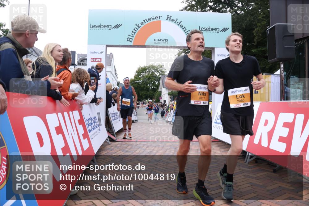 30.08.2026 - Blankeneser Heldenlauf Lena Gebhardt http://msf.ph/oto/10044819 30.08.2026 11:50:19 Ziel 2017, 2028, 2060, 2220, 2243, 2739, 2805, 2958 meine-sportfotos.de
