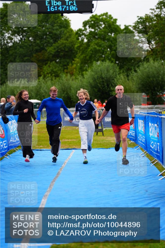 30.08.2026 - Elbe Triathlon Hamburg LAZAROV Photography http://msf.ph/oto/10044896 30.08.2026 16:47:05 Ziel  meine-sportfotos.de