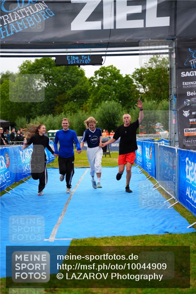 30.08.2026 - Elbe Triathlon Hamburg LAZAROV Photography http://msf.ph/oto/10044909 30.08.2026 16:47:06 Ziel  meine-sportfotos.de