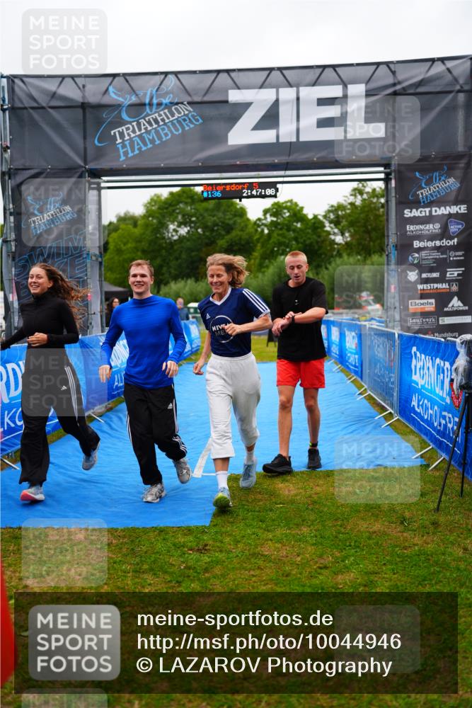 30.08.2026 - Elbe Triathlon Hamburg LAZAROV Photography http://msf.ph/oto/10044946 30.08.2026 16:47:08 Ziel  meine-sportfotos.de