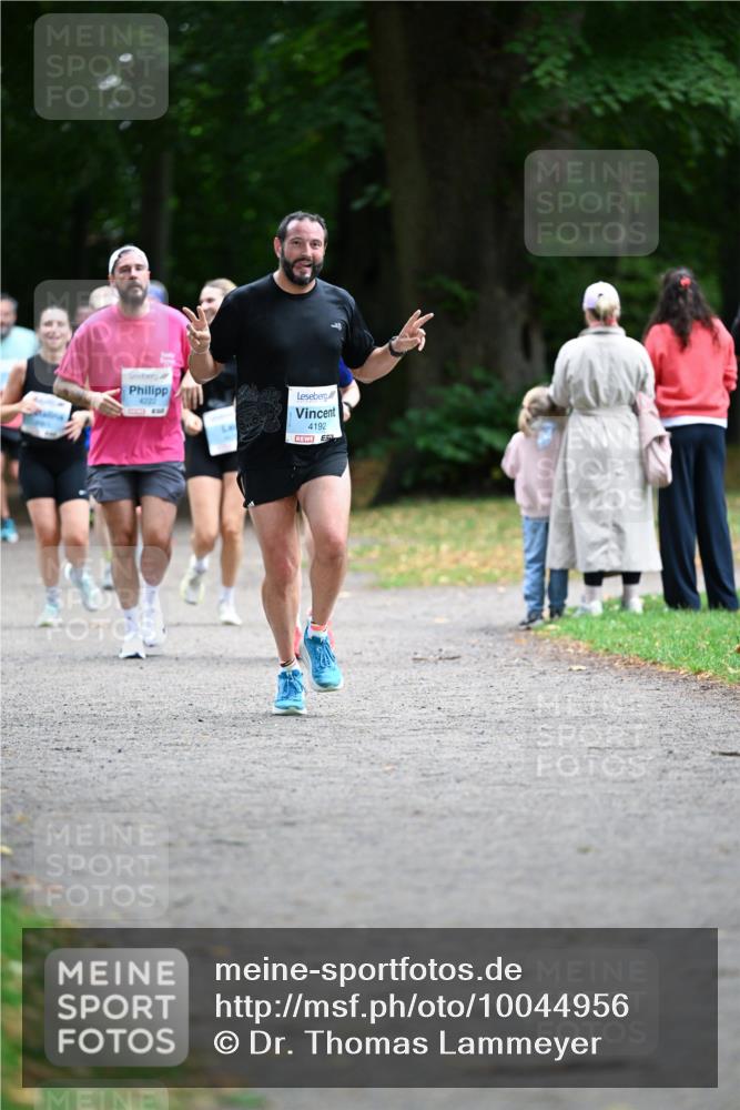 30.08.2026 - Blankeneser Heldenlauf Dr. Thomas Lammeyer http://msf.ph/oto/10044956 30.08.2026 11:21:52 Laufen 4222, 4192 meine-sportfotos.de