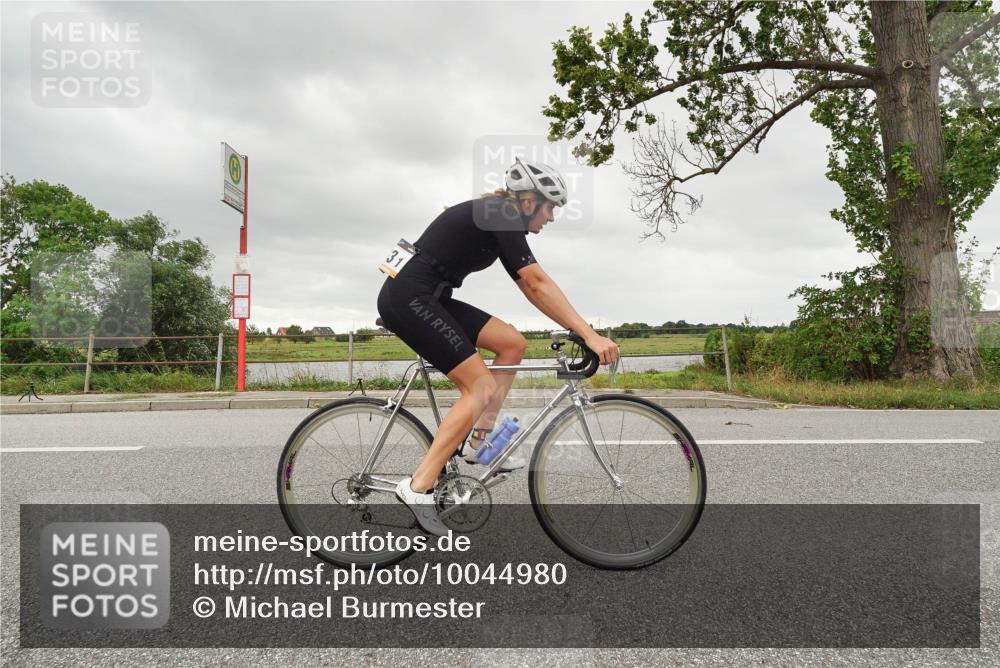 30.08.2026 - Elbe Triathlon Hamburg Michael Burmester http://msf.ph/oto/10044980 30.08.2026 14:19:21 Radfahren 163 meine-sportfotos.de