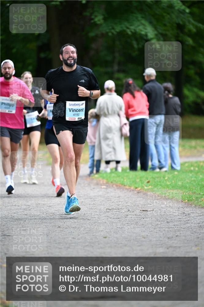 30.08.2026 - Blankeneser Heldenlauf Dr. Thomas Lammeyer http://msf.ph/oto/10044981 30.08.2026 11:21:53 Laufen 4222, 4192 meine-sportfotos.de
