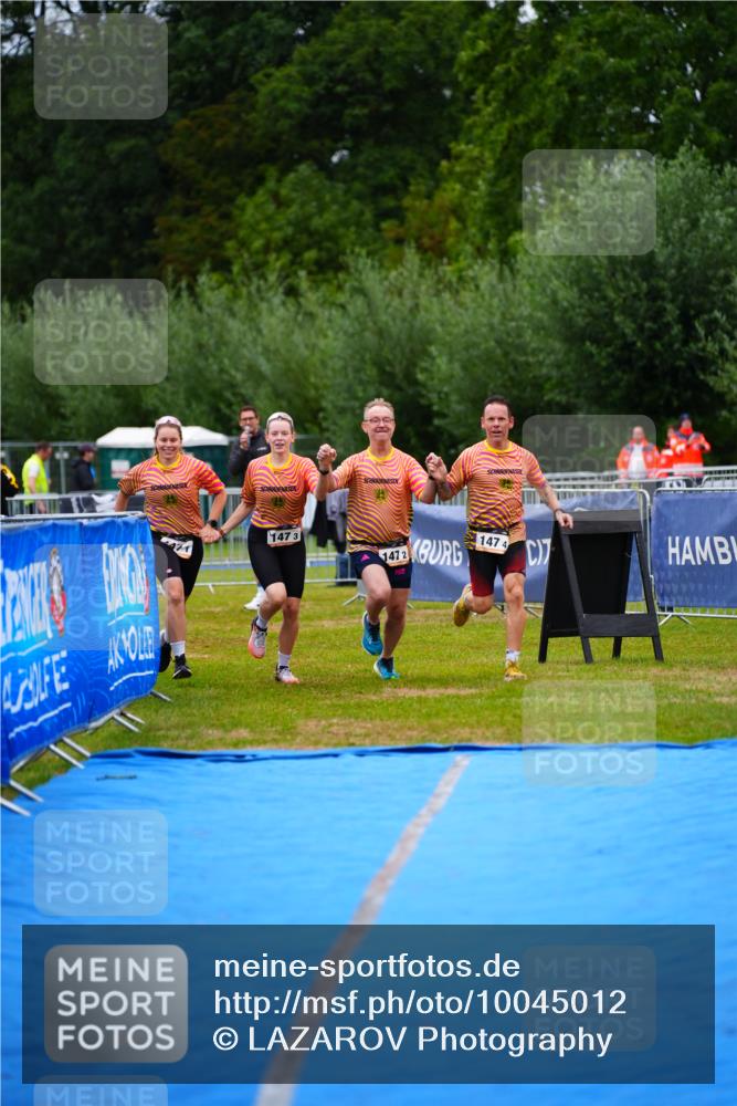 30.08.2026 - Elbe Triathlon Hamburg LAZAROV Photography http://msf.ph/oto/10045012 30.08.2026 16:49:48 Ziel  meine-sportfotos.de