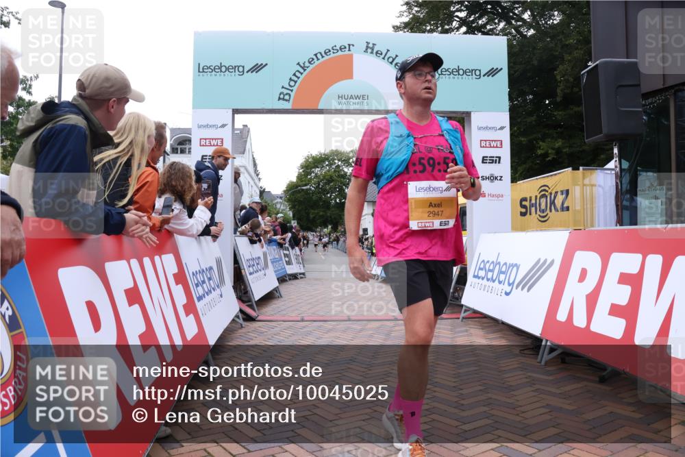 30.08.2026 - Blankeneser Heldenlauf Lena Gebhardt http://msf.ph/oto/10045025 30.08.2026 11:50:40 Ziel 2947 meine-sportfotos.de