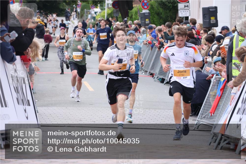 30.08.2026 - Blankeneser Heldenlauf Lena Gebhardt http://msf.ph/oto/10045035 30.08.2026 11:50:46 Ziel 2105, 2732 meine-sportfotos.de