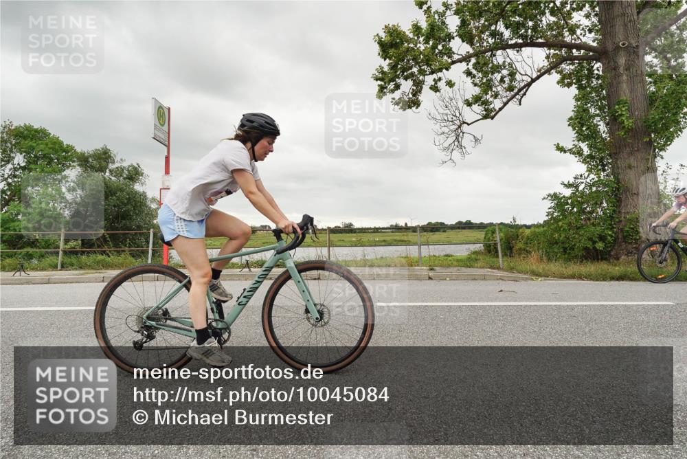 30.08.2026 - Elbe Triathlon Hamburg Michael Burmester http://msf.ph/oto/10045084 30.08.2026 14:19:54 Radfahren 136, 143, 167 meine-sportfotos.de
