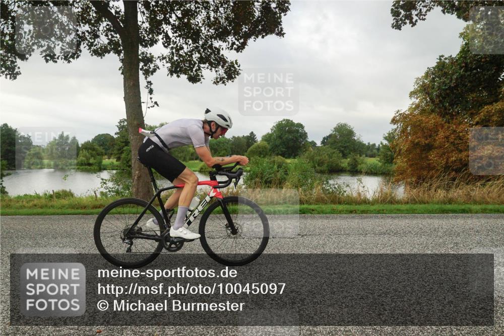 30.08.2026 - Elbe Triathlon Hamburg Michael Burmester http://msf.ph/oto/10045097 30.08.2026 09:15:34 Radfahren 317, 375 meine-sportfotos.de