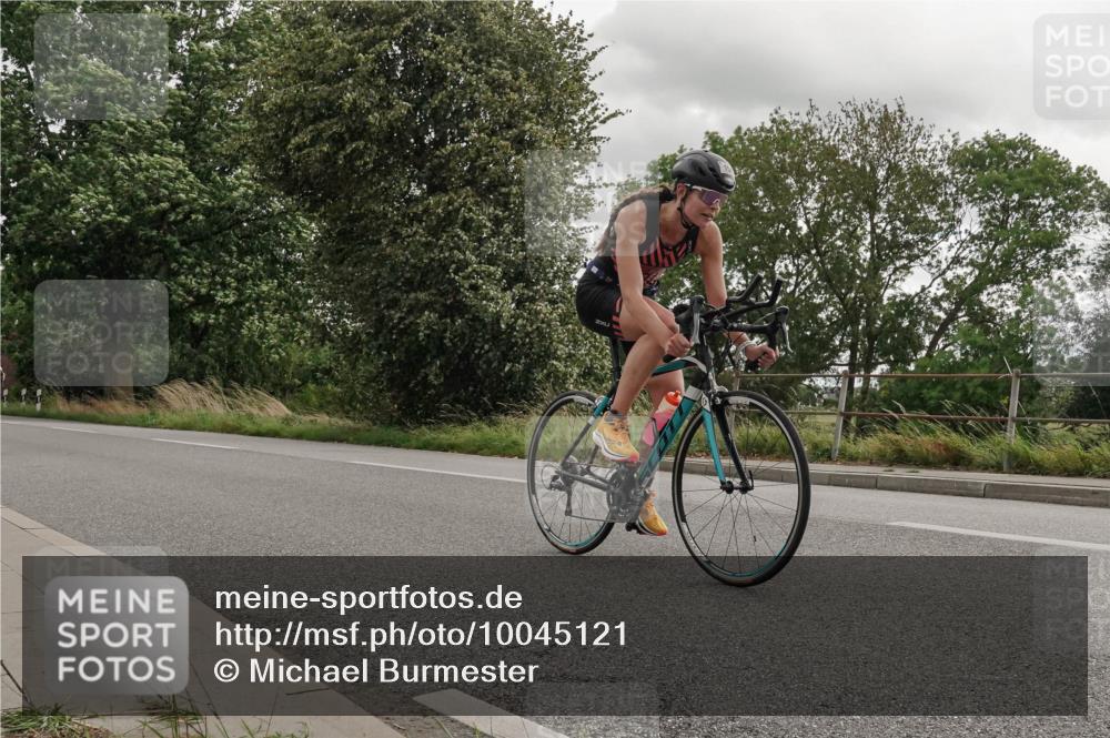 30.08.2026 - Elbe Triathlon Hamburg Michael Burmester http://msf.ph/oto/10045121 30.08.2026 15:22:00 Radfahren  meine-sportfotos.de