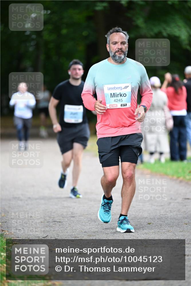 30.08.2026 - Blankeneser Heldenlauf Dr. Thomas Lammeyer http://msf.ph/oto/10045123 30.08.2026 11:22:02 Laufen 4245, 7 meine-sportfotos.de
