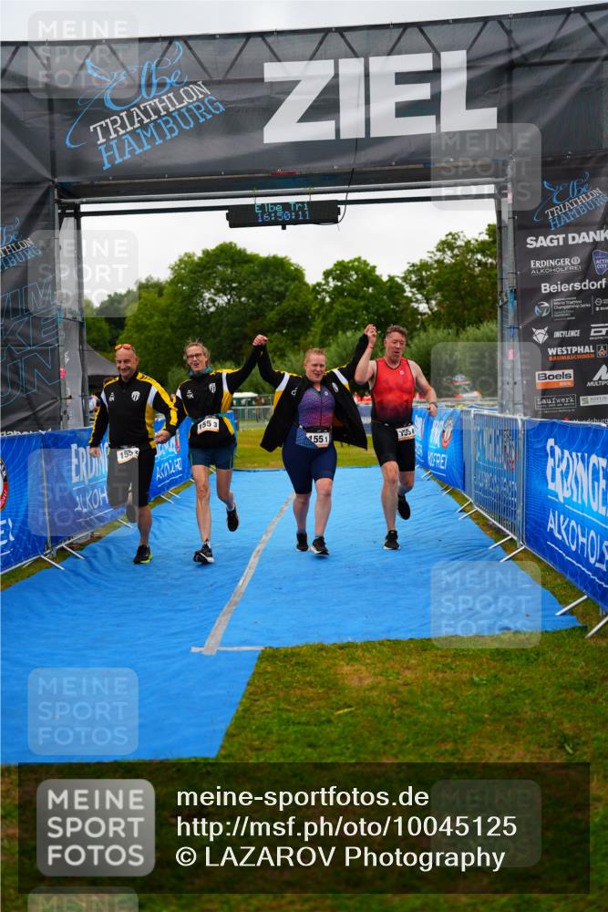 30.08.2026 - Elbe Triathlon Hamburg LAZAROV Photography http://msf.ph/oto/10045125 30.08.2026 16:50:10 Ziel  meine-sportfotos.de