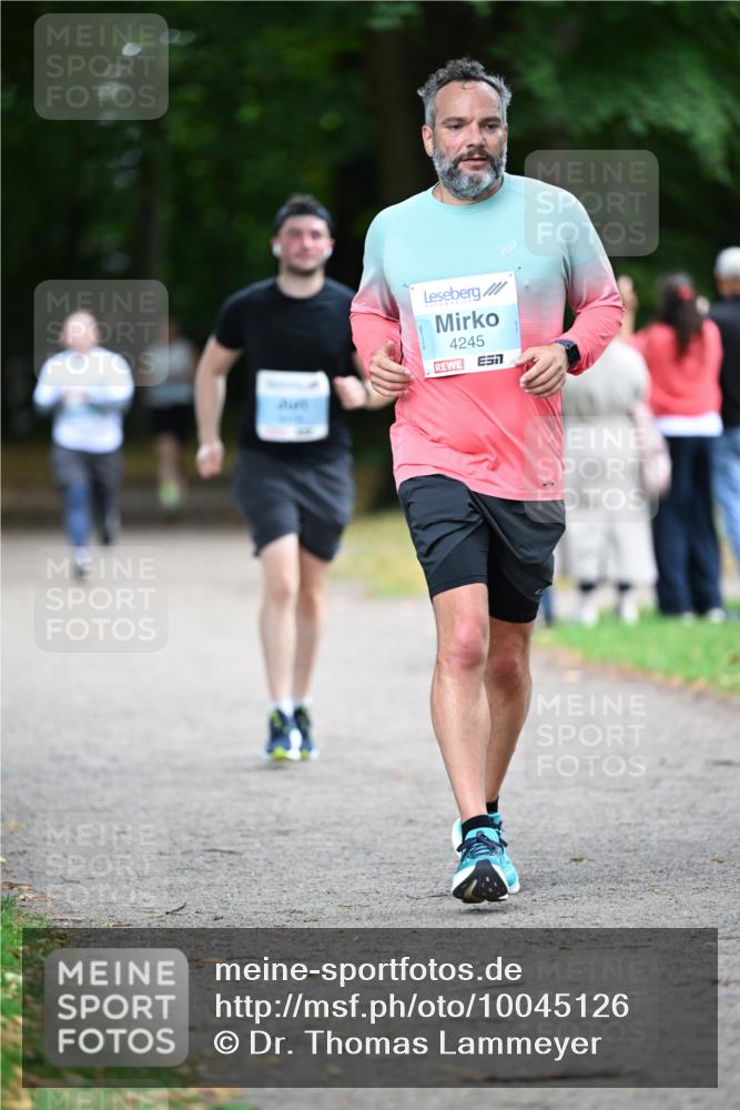 30.08.2026 - Blankeneser Heldenlauf Dr. Thomas Lammeyer http://msf.ph/oto/10045126 30.08.2026 11:22:02 Laufen 4245 meine-sportfotos.de