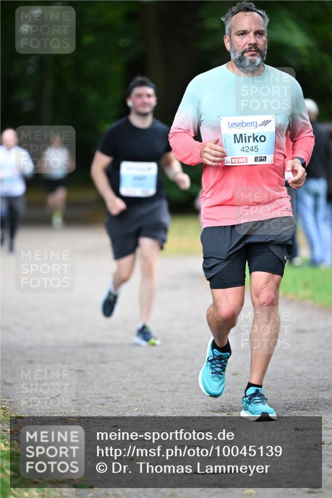 30.08.2026 - Blankeneser Heldenlauf Dr. Thomas Lammeyer http://msf.ph/oto/10045139 30.08.2026 11:22:03 Laufen 60, 4245 meine-sportfotos.de