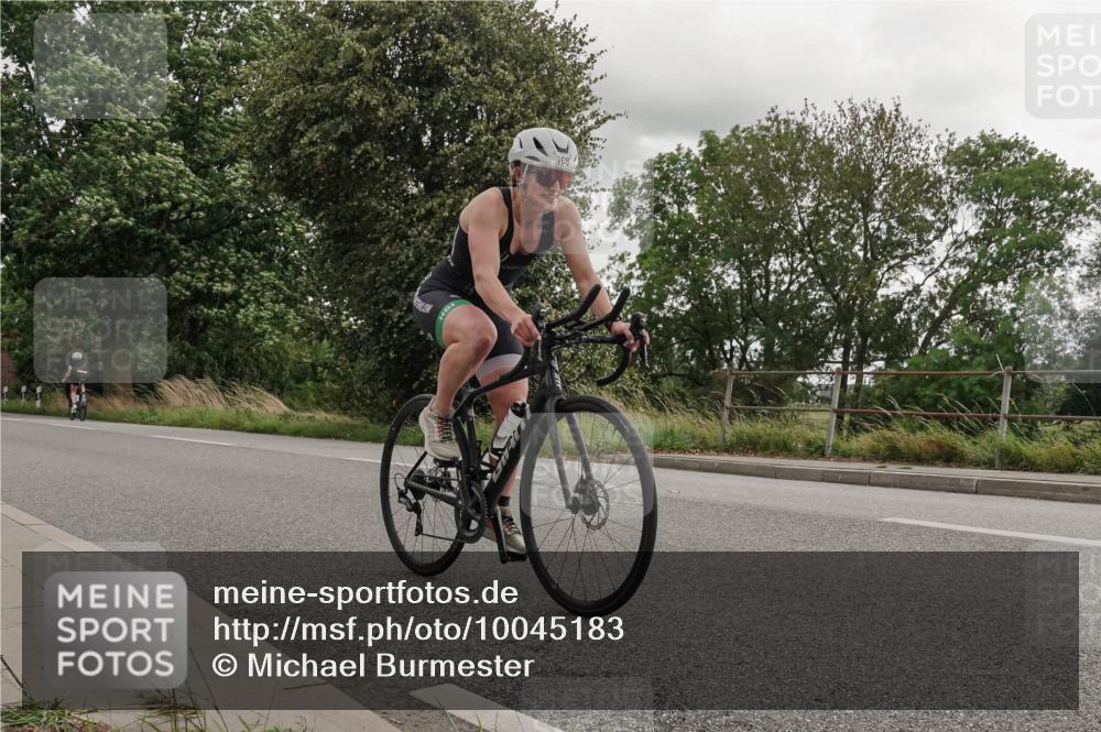 30.08.2026 - Elbe Triathlon Hamburg Michael Burmester http://msf.ph/oto/10045183 30.08.2026 15:22:33 Radfahren  meine-sportfotos.de