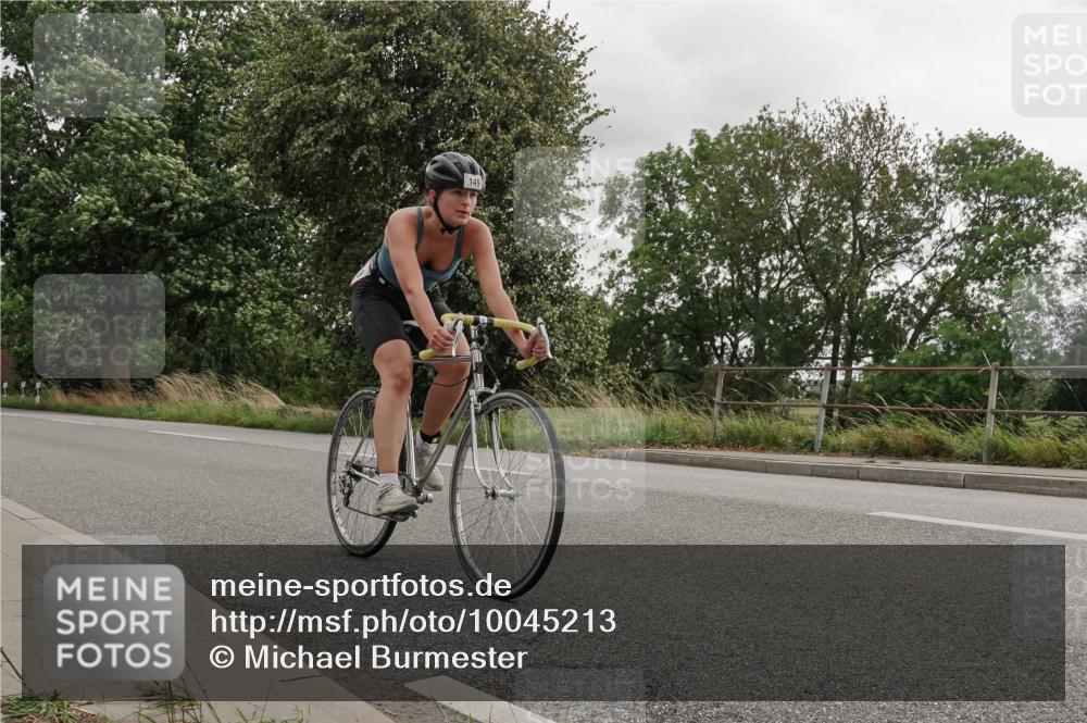30.08.2026 - Elbe Triathlon Hamburg Michael Burmester http://msf.ph/oto/10045213 30.08.2026 15:23:06 Radfahren  meine-sportfotos.de