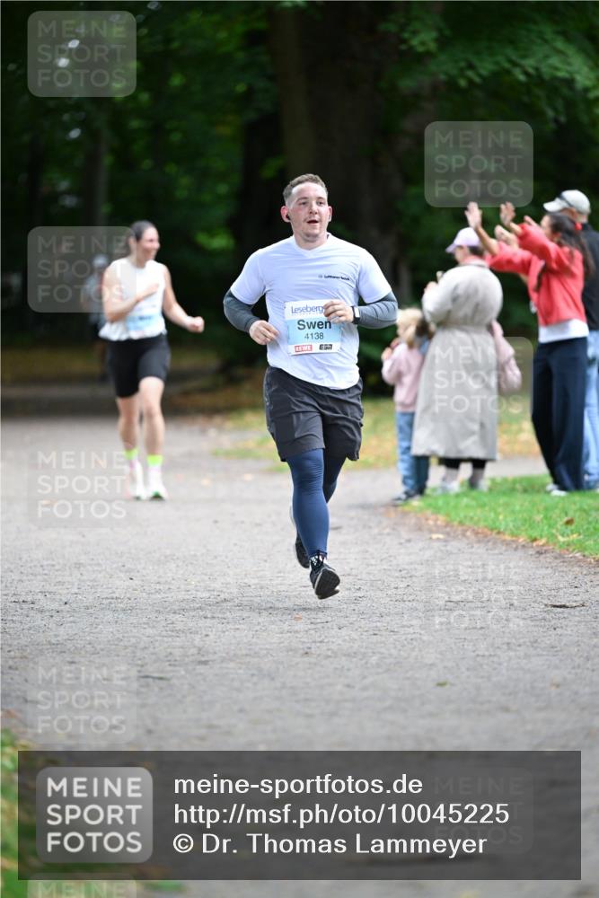 30.08.2026 - Blankeneser Heldenlauf Dr. Thomas Lammeyer http://msf.ph/oto/10045225 30.08.2026 11:22:08 Laufen 4138, 57 meine-sportfotos.de
