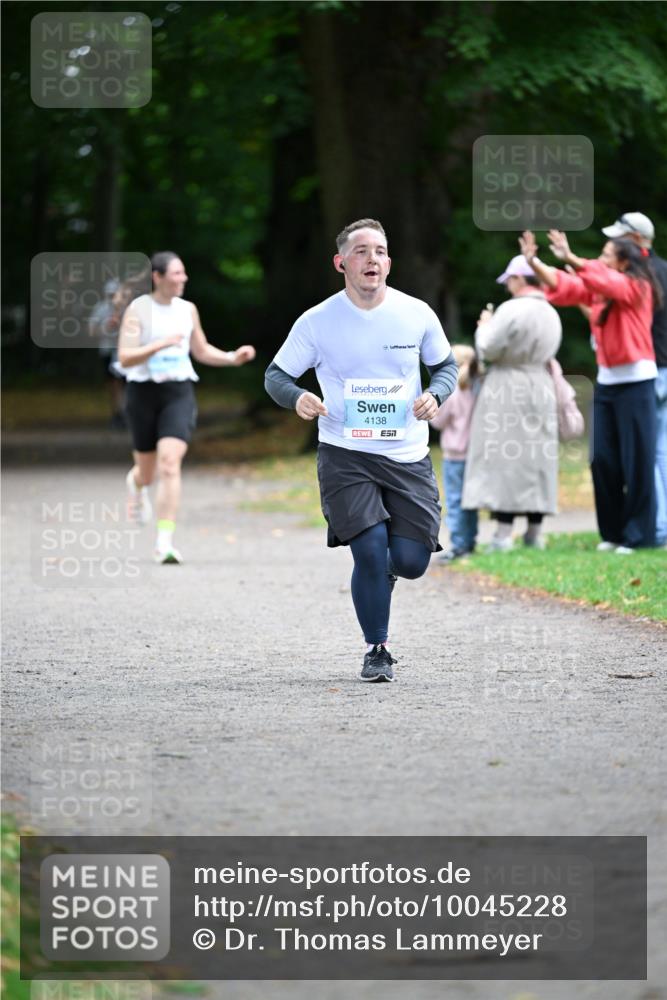 30.08.2026 - Blankeneser Heldenlauf Dr. Thomas Lammeyer http://msf.ph/oto/10045228 30.08.2026 11:22:08 Laufen 4138, 7 meine-sportfotos.de