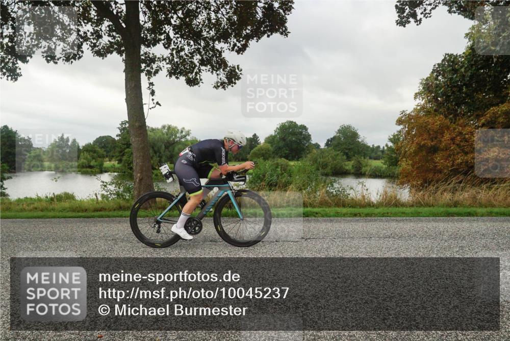 30.08.2026 - Elbe Triathlon Hamburg Michael Burmester http://msf.ph/oto/10045237 30.08.2026 09:16:34 Radfahren 231, 285, 327, 376, 379, 622 meine-sportfotos.de