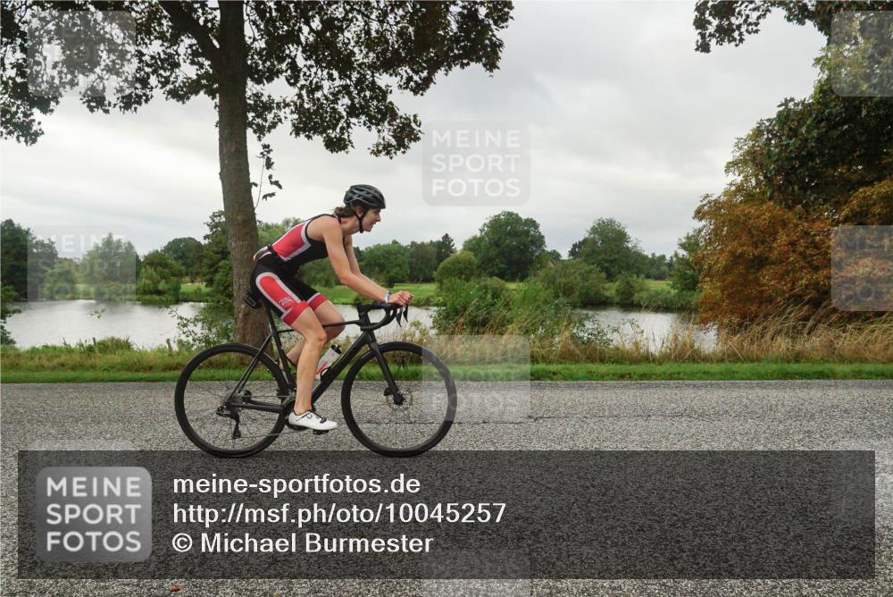 30.08.2026 - Elbe Triathlon Hamburg Michael Burmester http://msf.ph/oto/10045257 30.08.2026 09:16:40 Radfahren 217, 231, 247, 327, 384, 641 meine-sportfotos.de