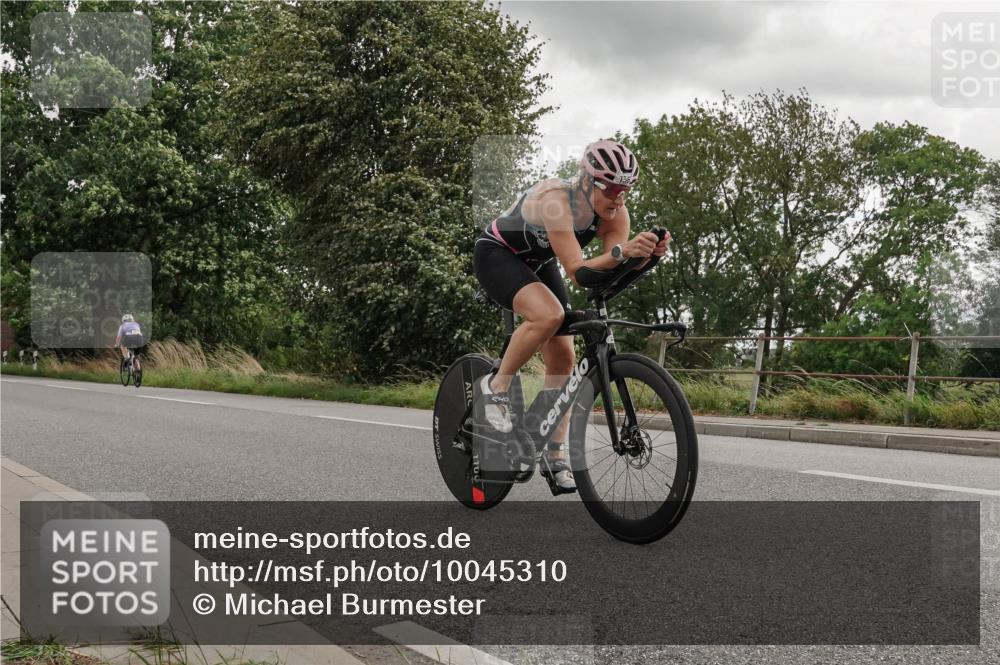 30.08.2026 - Elbe Triathlon Hamburg Michael Burmester http://msf.ph/oto/10045310 30.08.2026 15:24:45 Radfahren  meine-sportfotos.de