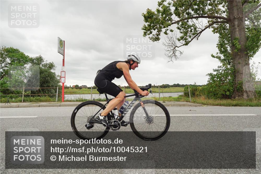 30.08.2026 - Elbe Triathlon Hamburg Michael Burmester http://msf.ph/oto/10045321 30.08.2026 14:21:34 Radfahren 151 meine-sportfotos.de