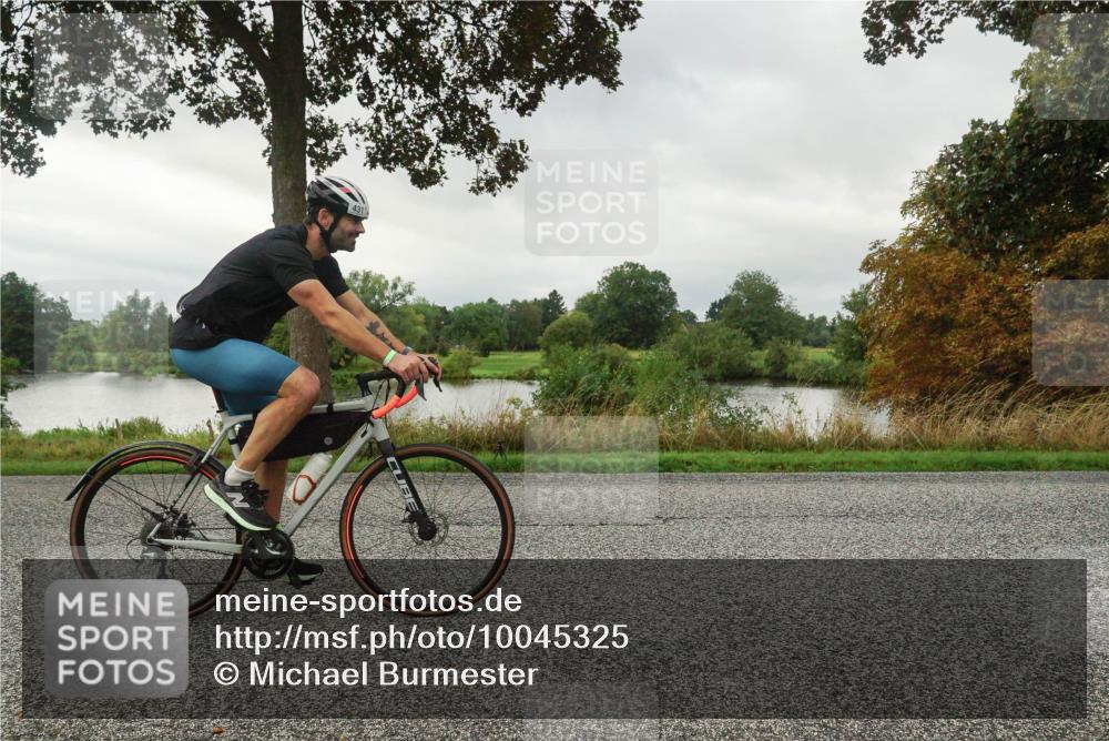 30.08.2026 - Elbe Triathlon Hamburg Michael Burmester http://msf.ph/oto/10045325 30.08.2026 09:16:53 Radfahren 305, 319, 431 meine-sportfotos.de