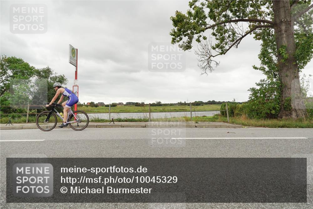 30.08.2026 - Elbe Triathlon Hamburg Michael Burmester http://msf.ph/oto/10045329 30.08.2026 14:21:37 Radfahren 151 meine-sportfotos.de