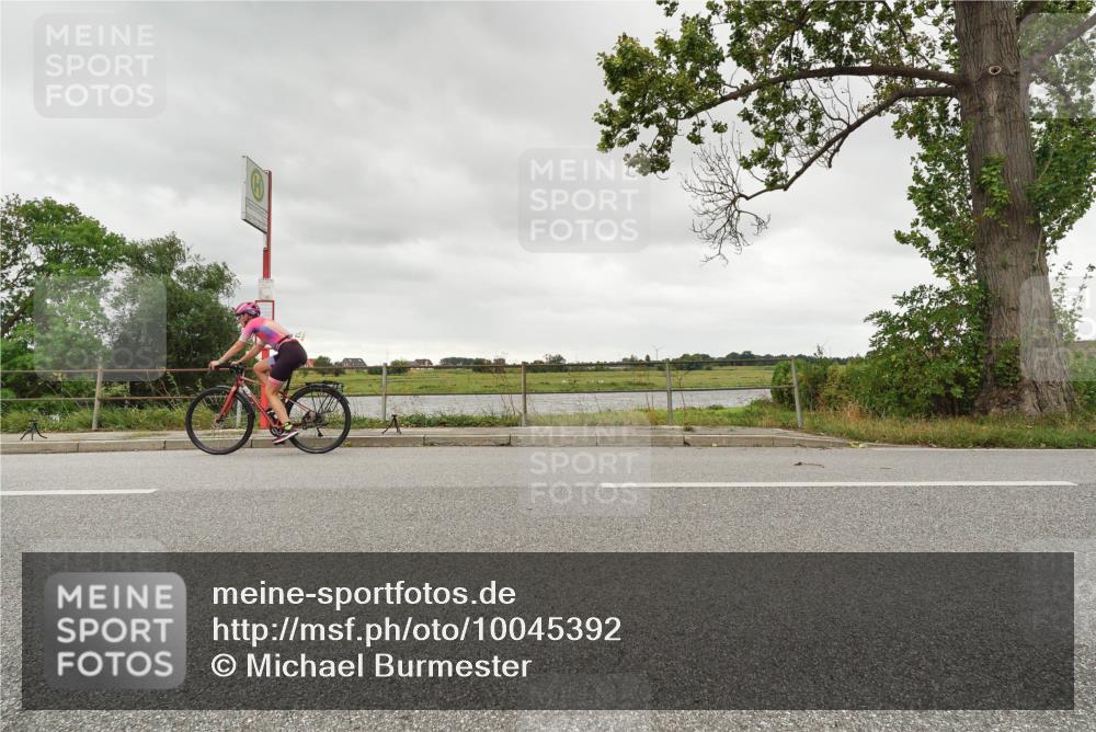 30.08.2026 - Elbe Triathlon Hamburg Michael Burmester http://msf.ph/oto/10045392 30.08.2026 14:22:19 Radfahren 133 meine-sportfotos.de