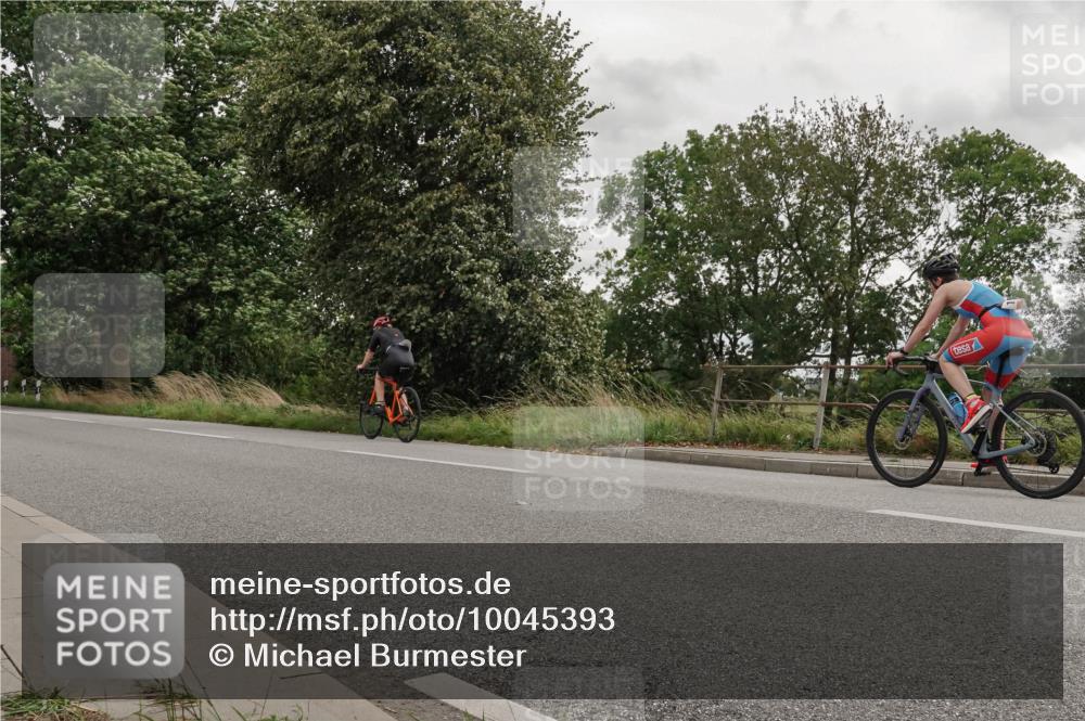 30.08.2026 - Elbe Triathlon Hamburg Michael Burmester http://msf.ph/oto/10045393 30.08.2026 15:25:55 Radfahren  meine-sportfotos.de