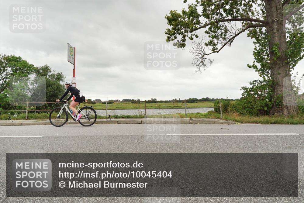 30.08.2026 - Elbe Triathlon Hamburg Michael Burmester http://msf.ph/oto/10045404 30.08.2026 14:22:22 Radfahren 133, 153 meine-sportfotos.de