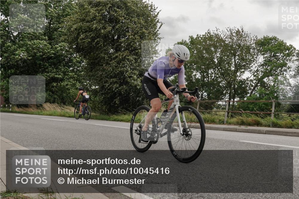 30.08.2026 - Elbe Triathlon Hamburg Michael Burmester http://msf.ph/oto/10045416 30.08.2026 15:26:00 Radfahren  meine-sportfotos.de