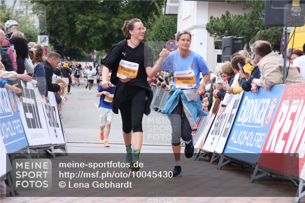 30.08.2026 - Blankeneser Heldenlauf Lena Gebhardt http://msf.ph/oto/10045430 30.08.2026 11:51:07 Ziel 2209, 2374, 2707 meine-sportfotos.de
