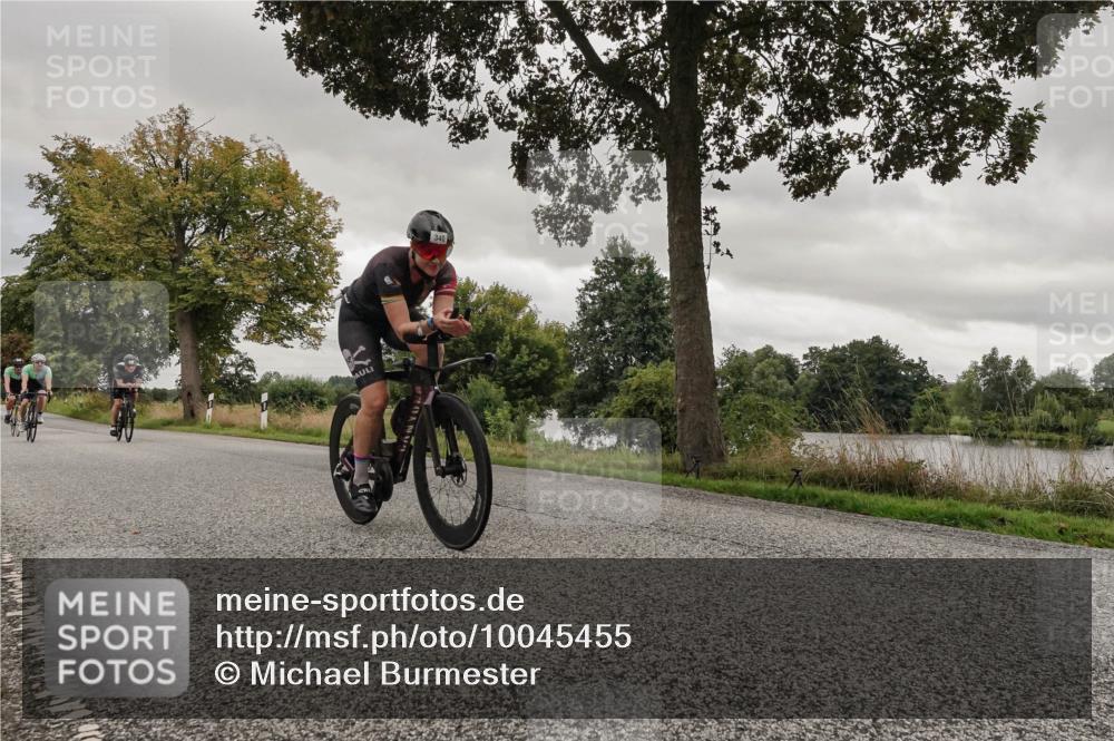 30.08.2026 - Elbe Triathlon Hamburg Michael Burmester http://msf.ph/oto/10045455 30.08.2026 09:27:57 Radfahren 211, 275, 290, 340, 475, 544, 618, 667, 689 meine-sportfotos.de