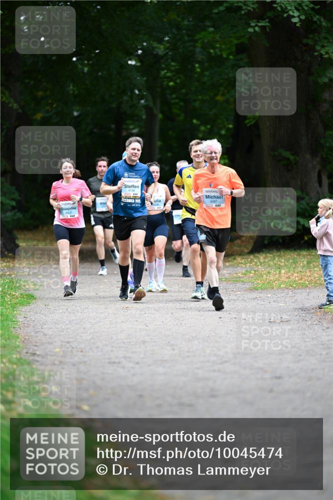 30.08.2026 - Blankeneser Heldenlauf Dr. Thomas Lammeyer http://msf.ph/oto/10045474 30.08.2026 11:22:41 Laufen 4307, 4136, 2025, 4236, 4087 meine-sportfotos.de