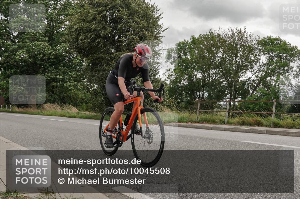 30.08.2026 - Elbe Triathlon Hamburg Michael Burmester http://msf.ph/oto/10045508 30.08.2026 15:27:12 Radfahren  meine-sportfotos.de