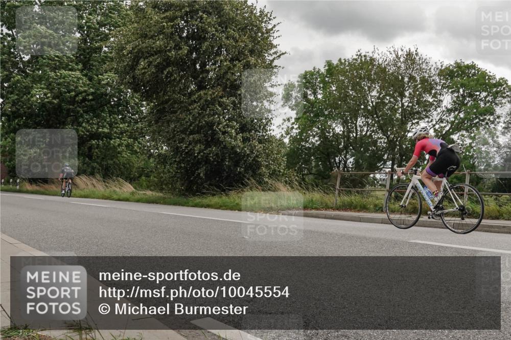 30.08.2026 - Elbe Triathlon Hamburg Michael Burmester http://msf.ph/oto/10045554 30.08.2026 15:27:20 Radfahren  meine-sportfotos.de