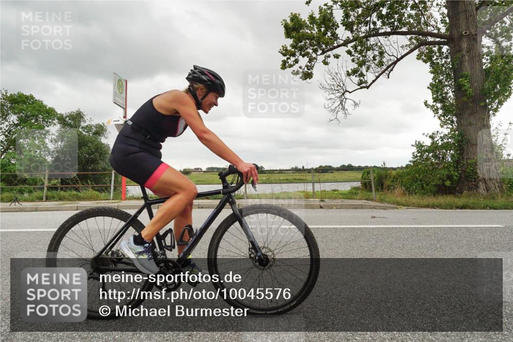 30.08.2026 - Elbe Triathlon Hamburg Michael Burmester http://msf.ph/oto/10045576 30.08.2026 14:25:11 Radfahren 169 meine-sportfotos.de