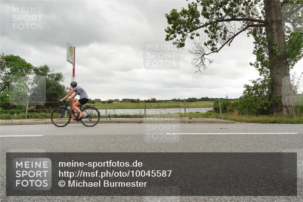 30.08.2026 - Elbe Triathlon Hamburg Michael Burmester http://msf.ph/oto/10045587 30.08.2026 14:25:12 Radfahren 169 meine-sportfotos.de