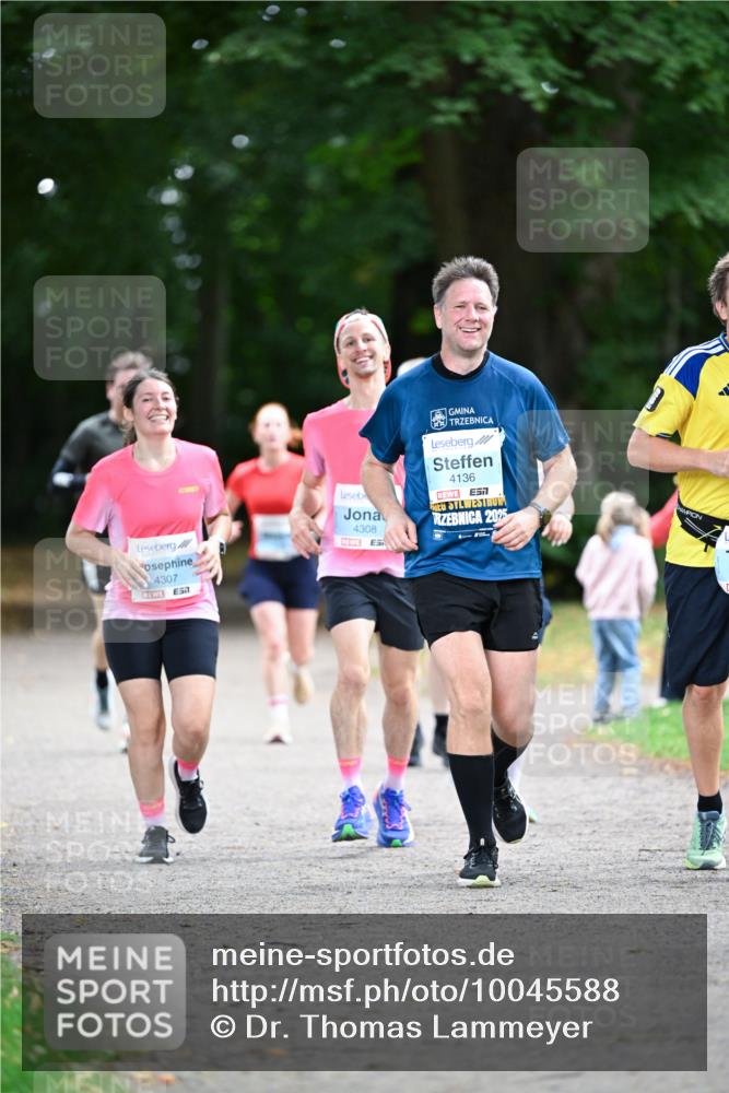 30.08.2026 - Blankeneser Heldenlauf Dr. Thomas Lammeyer http://msf.ph/oto/10045588 30.08.2026 11:22:46 Laufen 4308, 4136, 2025, 4307 meine-sportfotos.de